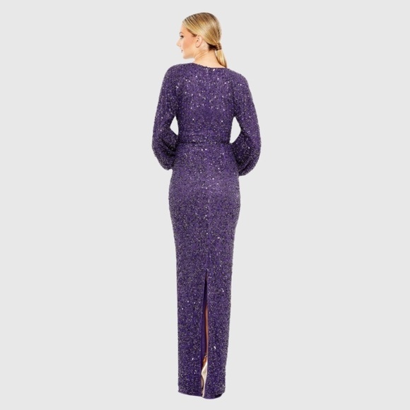 MAC DUGGAL 10791 NWOT
Sequined Puff Sleeve V Neck Gown - Picture 3 of 6